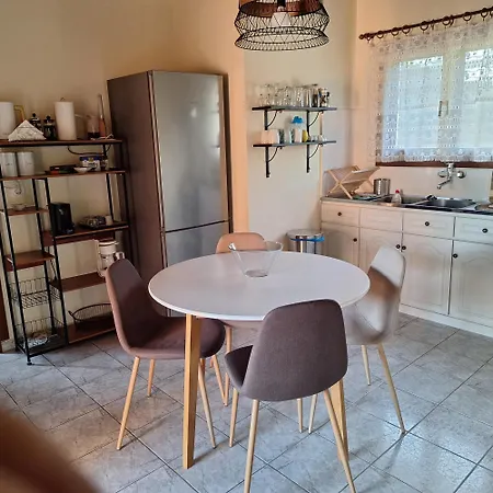 Areti Apartment *